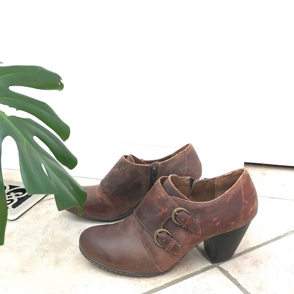 Style & Co leather booties - Picture 3 of 6